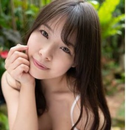 八木奈々